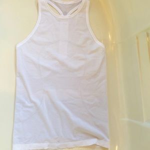 Lululemon Tank. Size 10